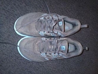 Women's New Balance shoes