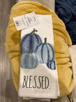 Rae Dunn thanksgiving towel
