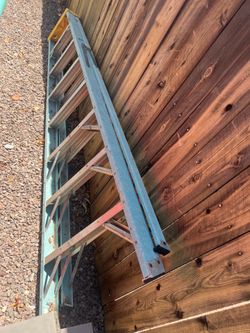 8 foot fiberglass ladder