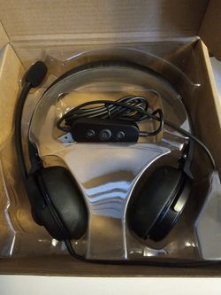 Wired Headphones With Mic