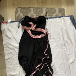 Women’s mystery bag of clothes 14 total pairs of clothes