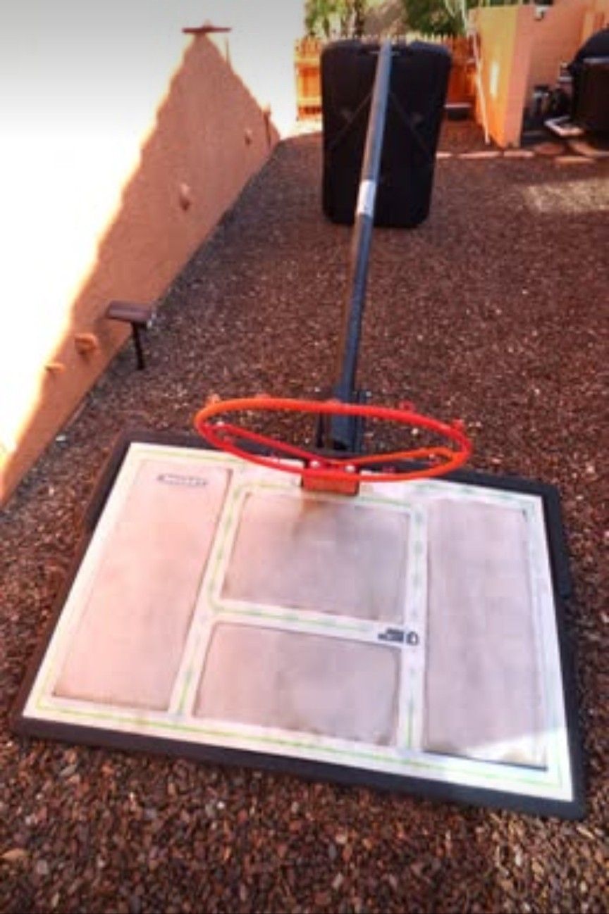 Portable Basketball Hoop Lifetime Adjustable Shatterproof , 44", Used
