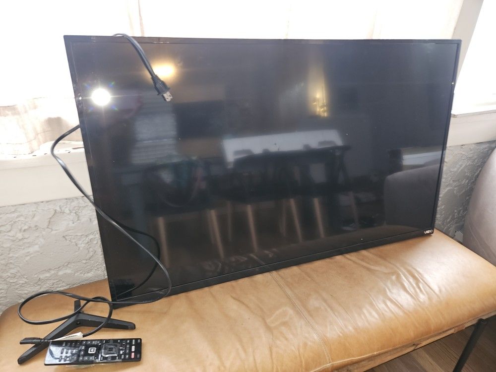 43" Vizio E-Series Smart TV