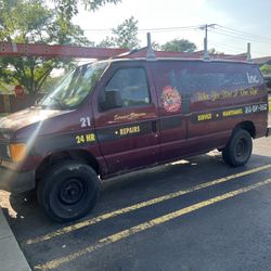 2003 Ford E-250
