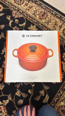 Le Creuset pot