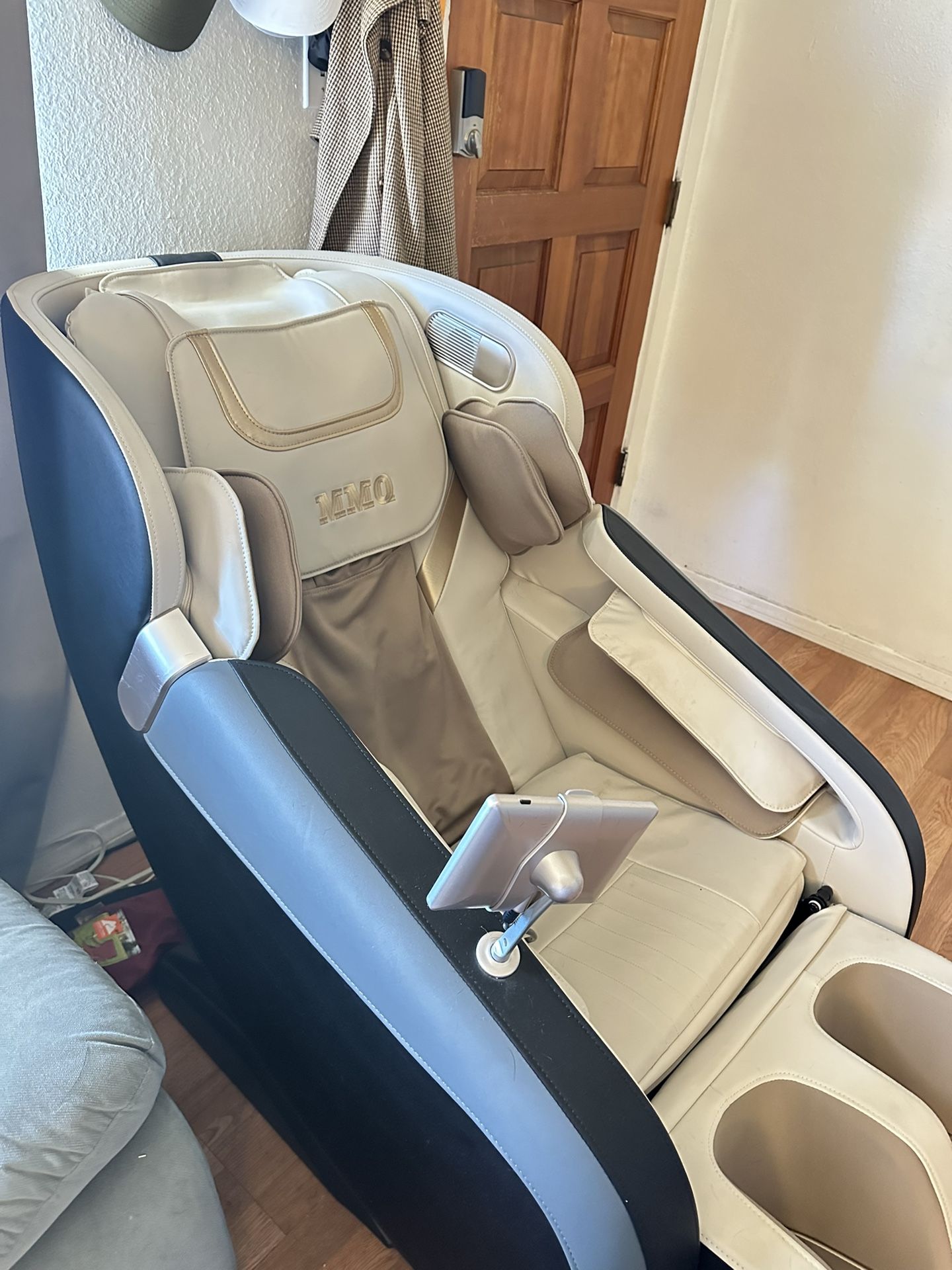 Reclining Massage Chair