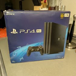 Ps4 Pro 1TB With 2 Controllers 2 Games Like Now 