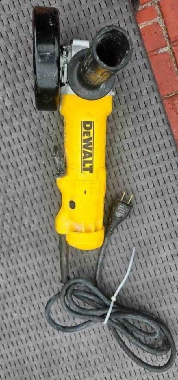 Dewalt