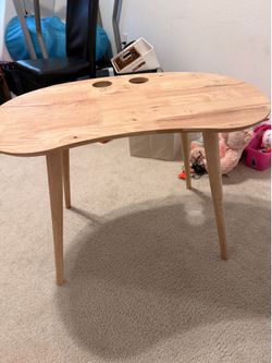 Kids desk