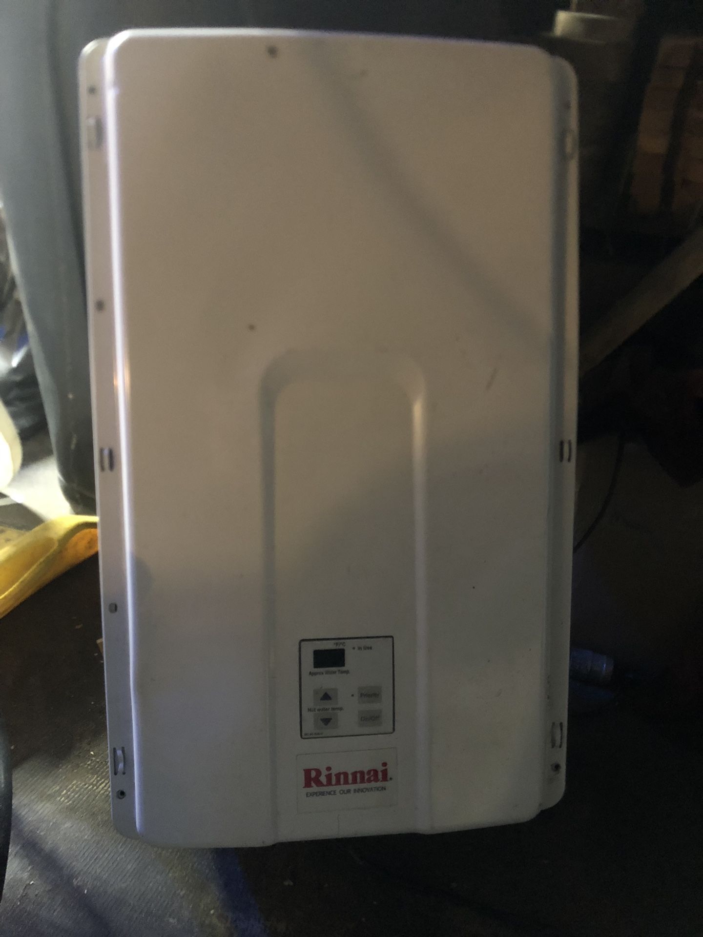 Rinnia Gas Water Heater