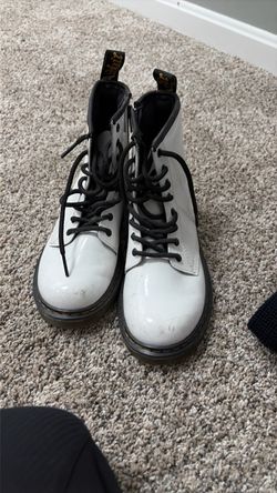 Dr. Martens Youth