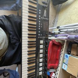 Akai Advance61
