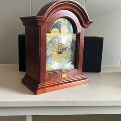 Howard Miller Mantle Clock