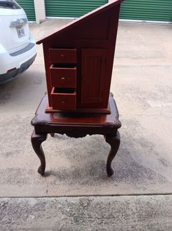 Tiny house cabinet
