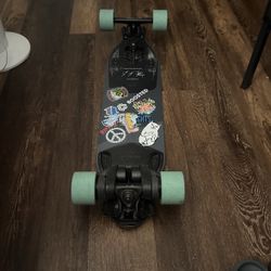 Boosted Board Stealth