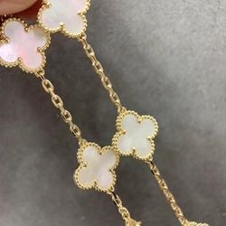 18k gold Vintage Alhambra bracelet, 5 motifs!