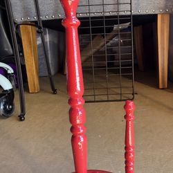 Red Metal Rooster Paper Towel Holder