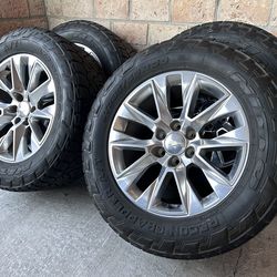 Chevy Ltz Oem 20s Wheels On  Nitto Recon Grappler Tires.