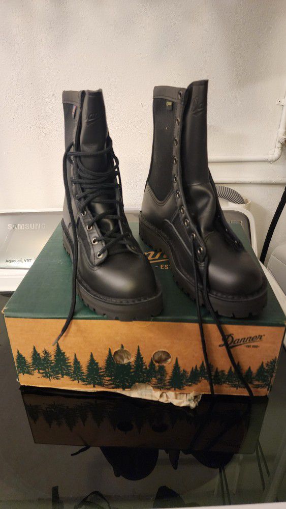 Danner Acadia 8" Uninsulated Boots