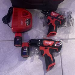 Milwaukee M12 Drill Drivers Set 