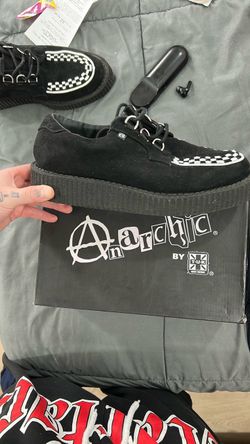 Anarchy creeper shoes