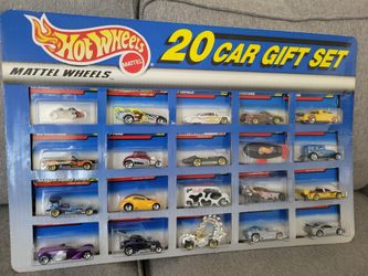 20 CAR GIFT SET FROM 1999 HOT WHEELS