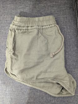 Women's shorts, L