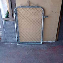 Fence/gate