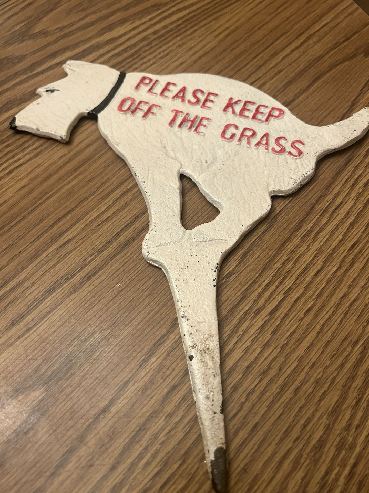 CAST IRON Keep Off Grass Dog pooping Warning Sign Yard Lawn Garden decor