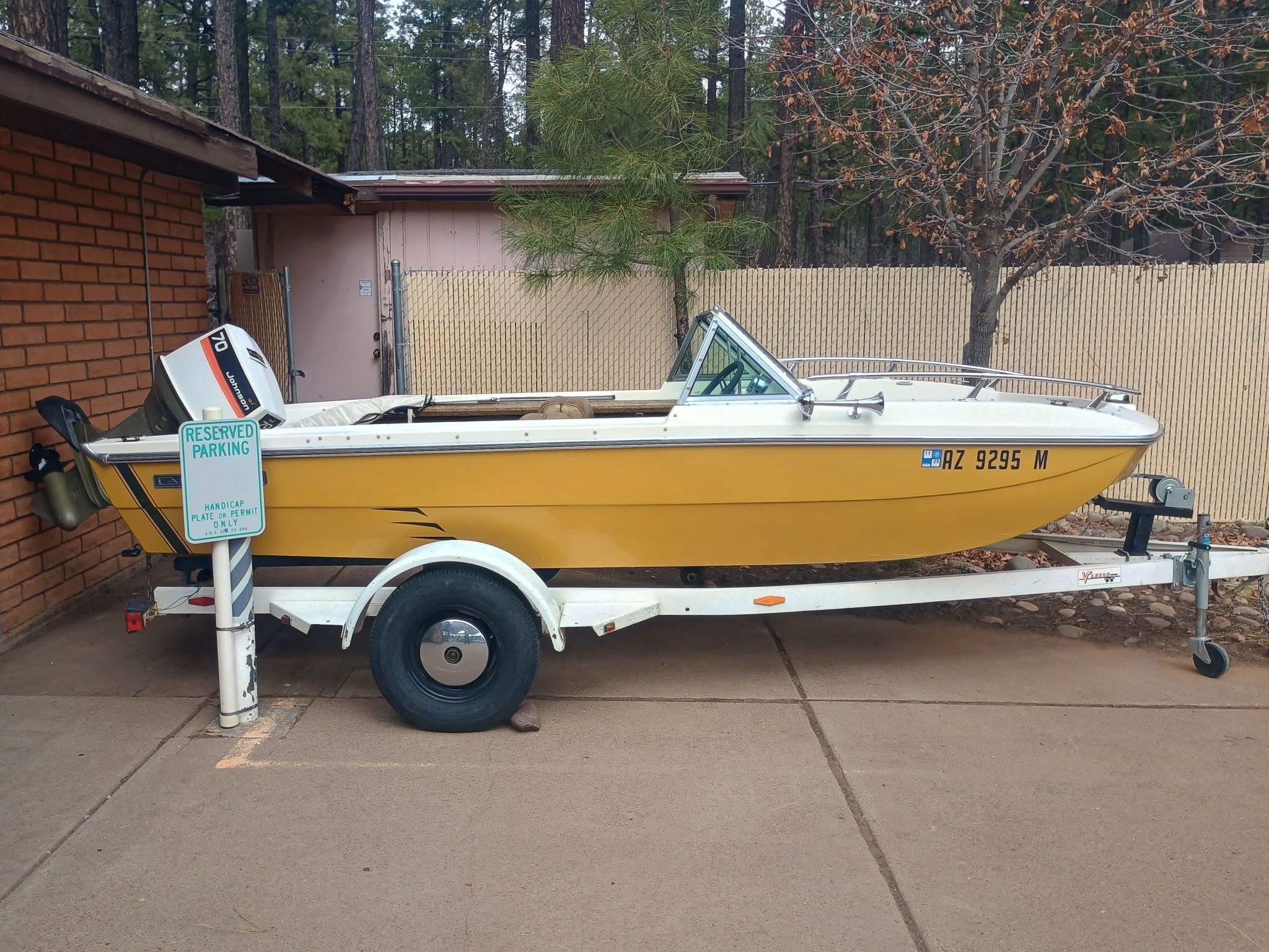 1974 Caravel 70 hp Johnson out board 