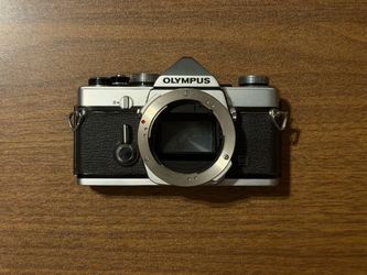 Olympus OM-1 Vintage 35mm Film Camera for Parts or Repair