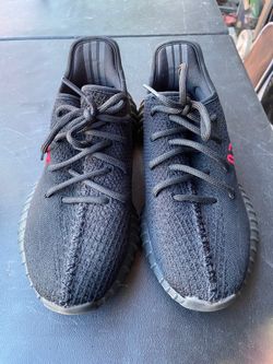 Adidas shoes sneakers yeezy shoes Sz 8.5 black shoes sneakers MAKE AN OFFER!!