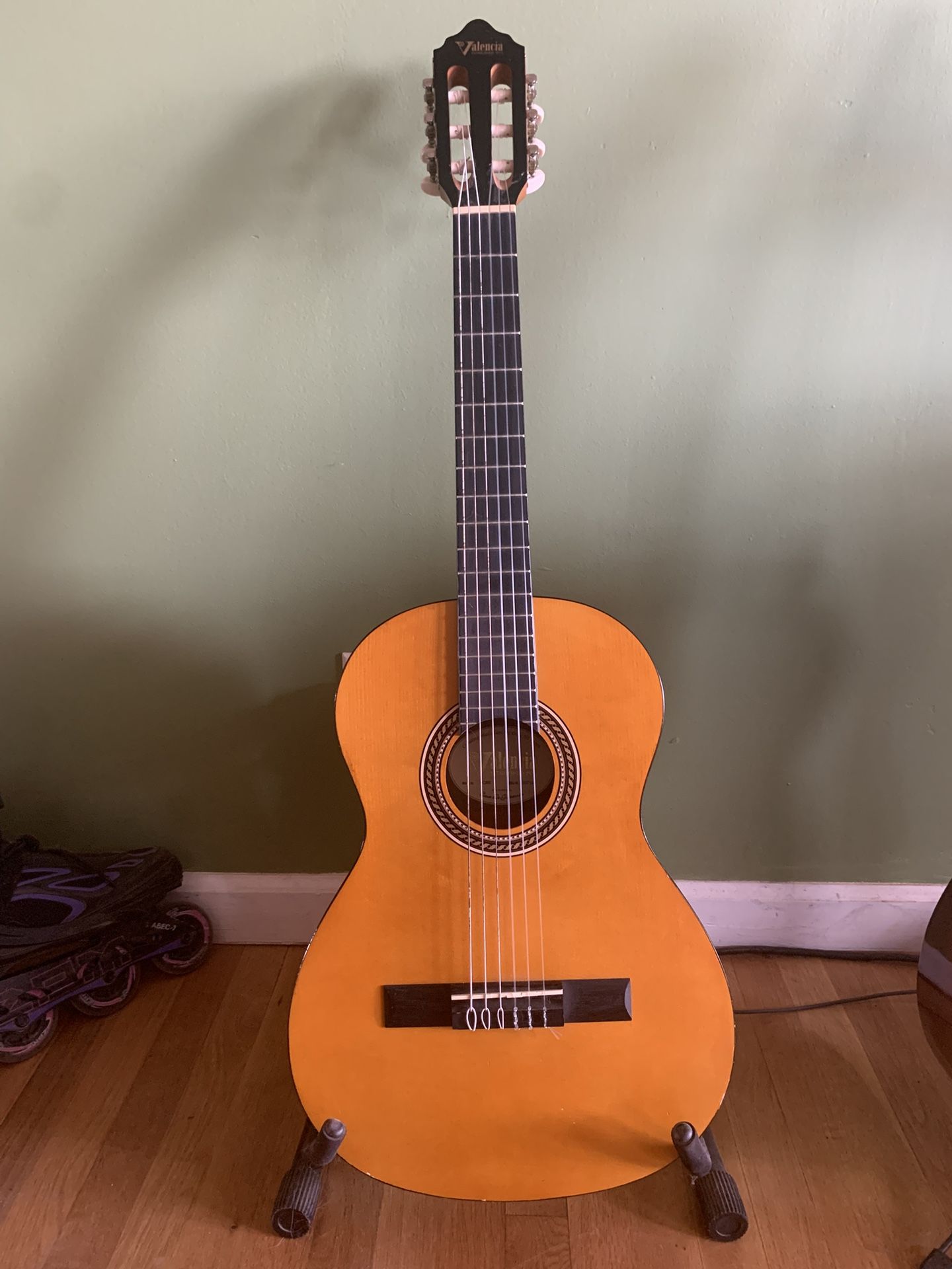 Valencia VC203 Classical Guitar
