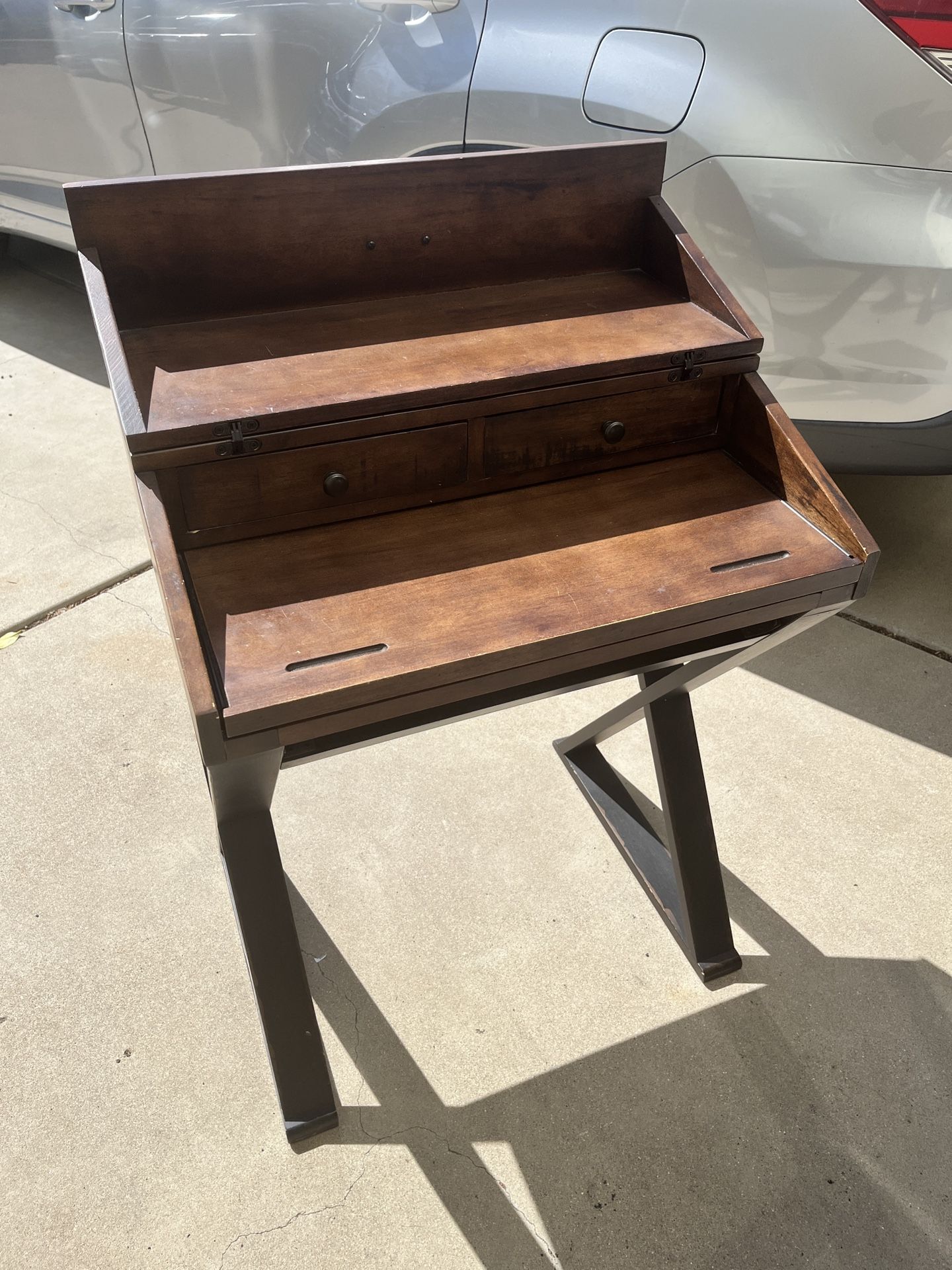 Space Saver Desk/table