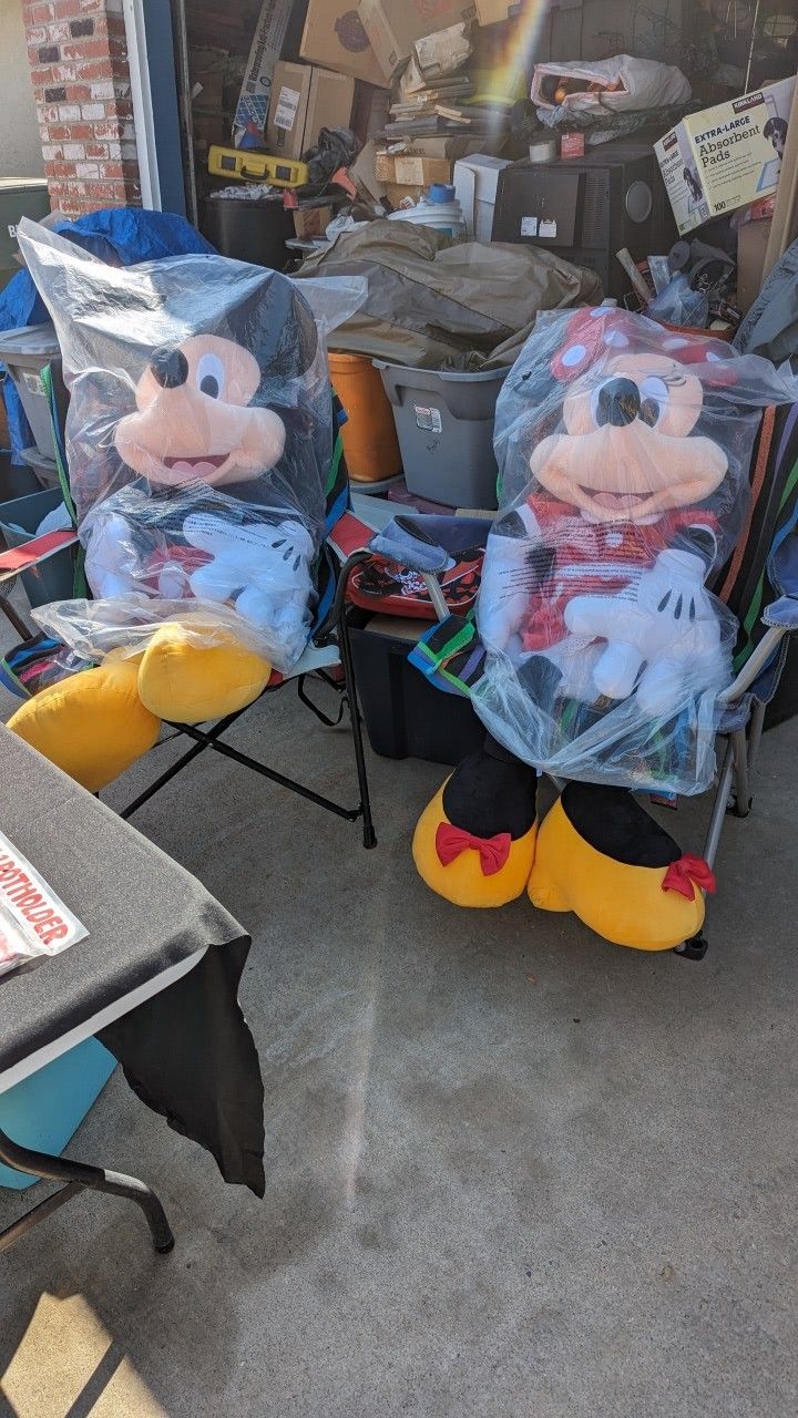 GIANT 48" MICKEY AND MINNIE PLUSH