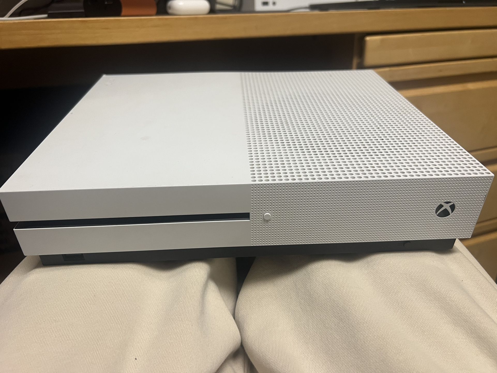 Xbox One S 1TB
