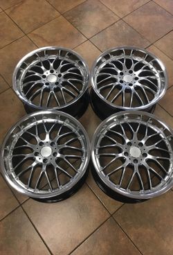 19x10 (4) new Wheels for car !!!!!!