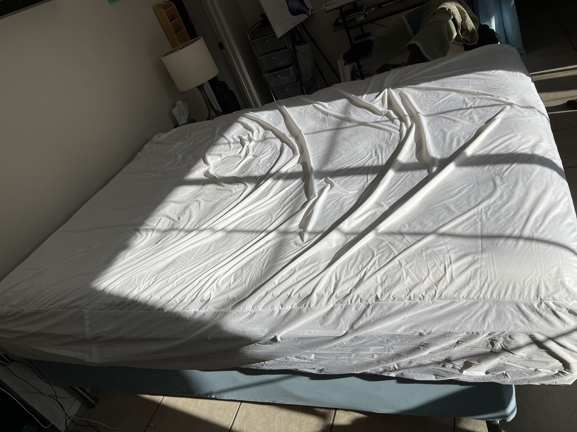Queen Size Pillow Top Mattress