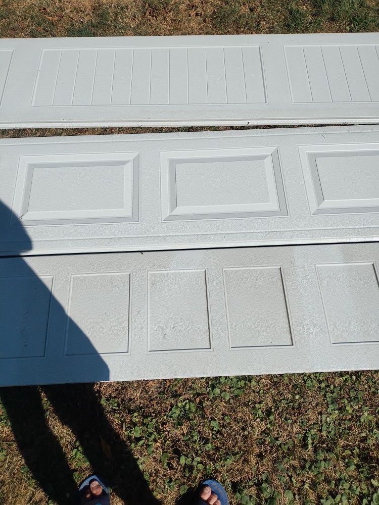 16x7 White Garage Door
