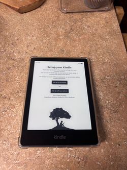 Kindle Paperwhite 16g w/Auto Page turner & tablet holder