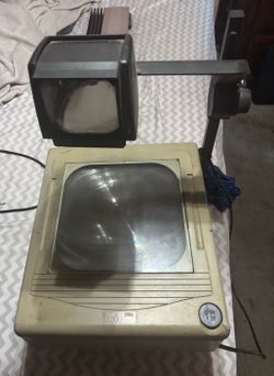 Overhead projector