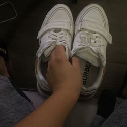 Burberry Sneakers 