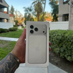 iPhone 17 Pro Max [256 GB]Unlocked NEW