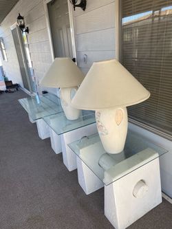 Coffee table ,  2end tables  2lamps
