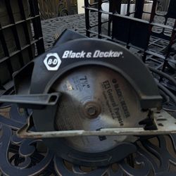 Black and Decker circular saw