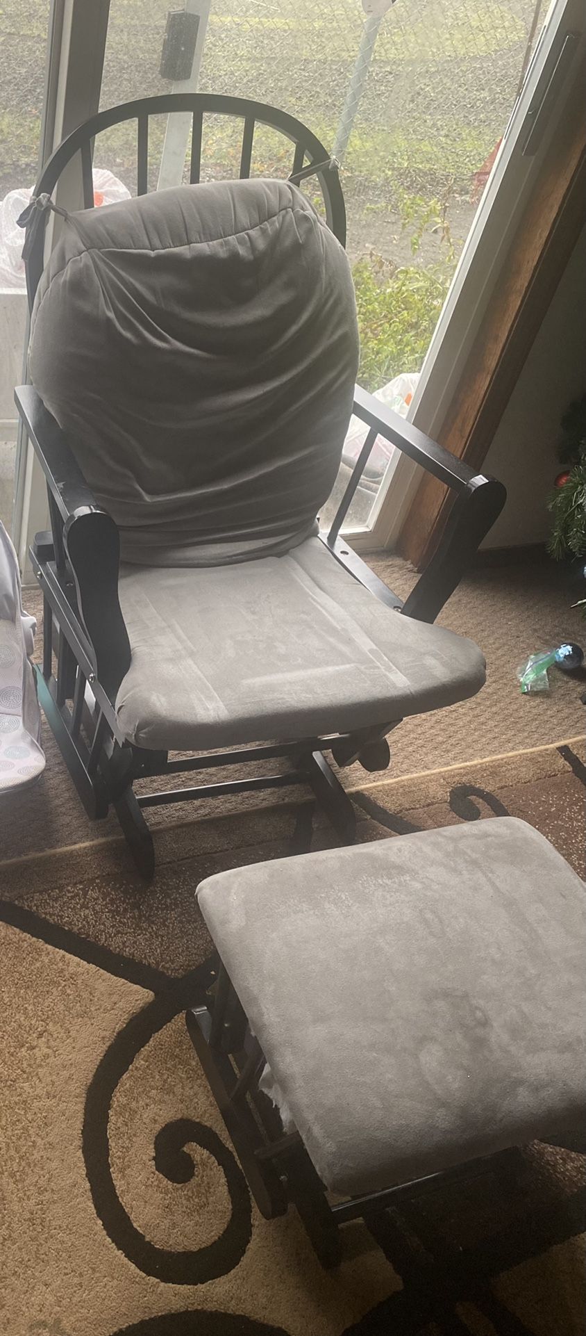 Rocking Chair 