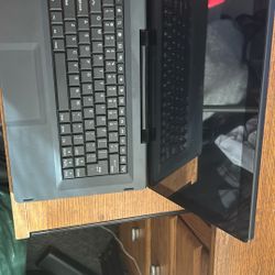 RCA Tablet W/ Detachable Keyboard