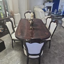 Diningroom 6 Chairs  And China Glass Buffet