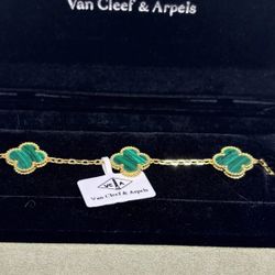 Van Cleef and Arpels Bracelet Green
