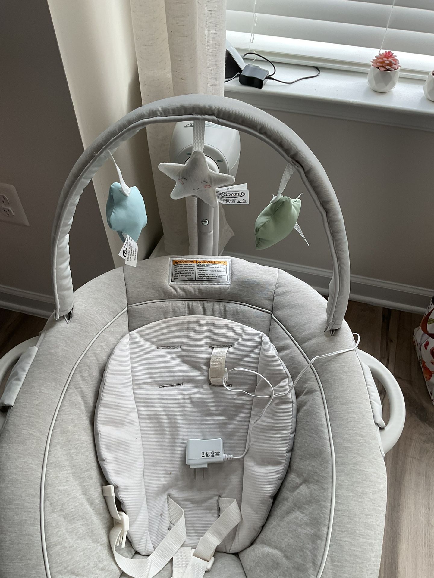 Graco Soothe N Sway Baby Swing And Bouncer